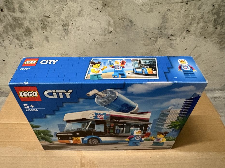 Lego 60384 - City Penguin Slushy Van