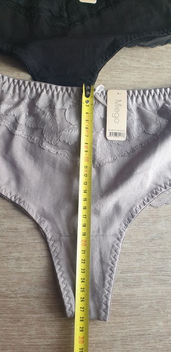3×Damskie majtki stringi 3XL bawełna
