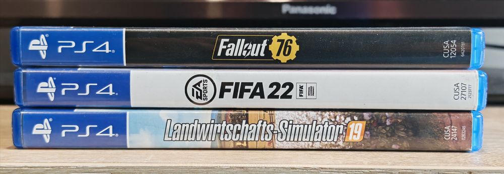 Zestaw 3 gier na konsolę Sony PlayStation 4