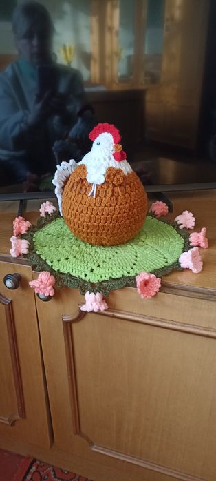 Продаются вязаные курочки