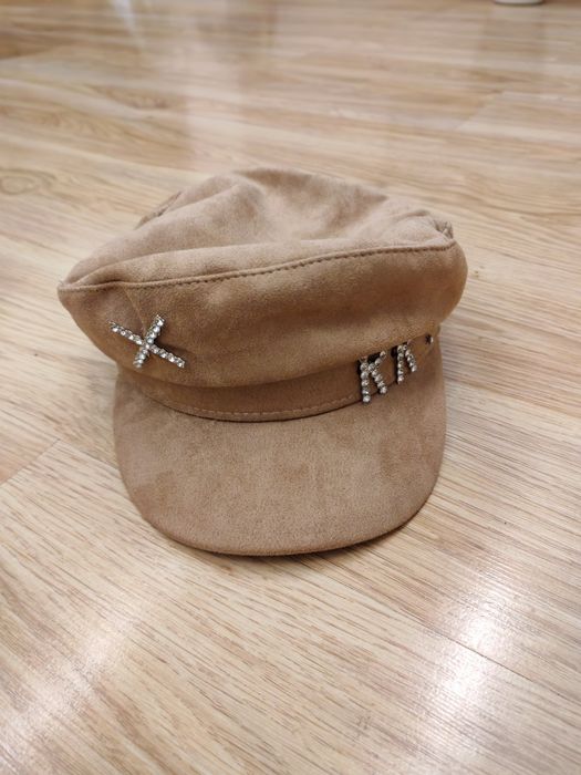 Czapka, kaszkiet karmelowy.