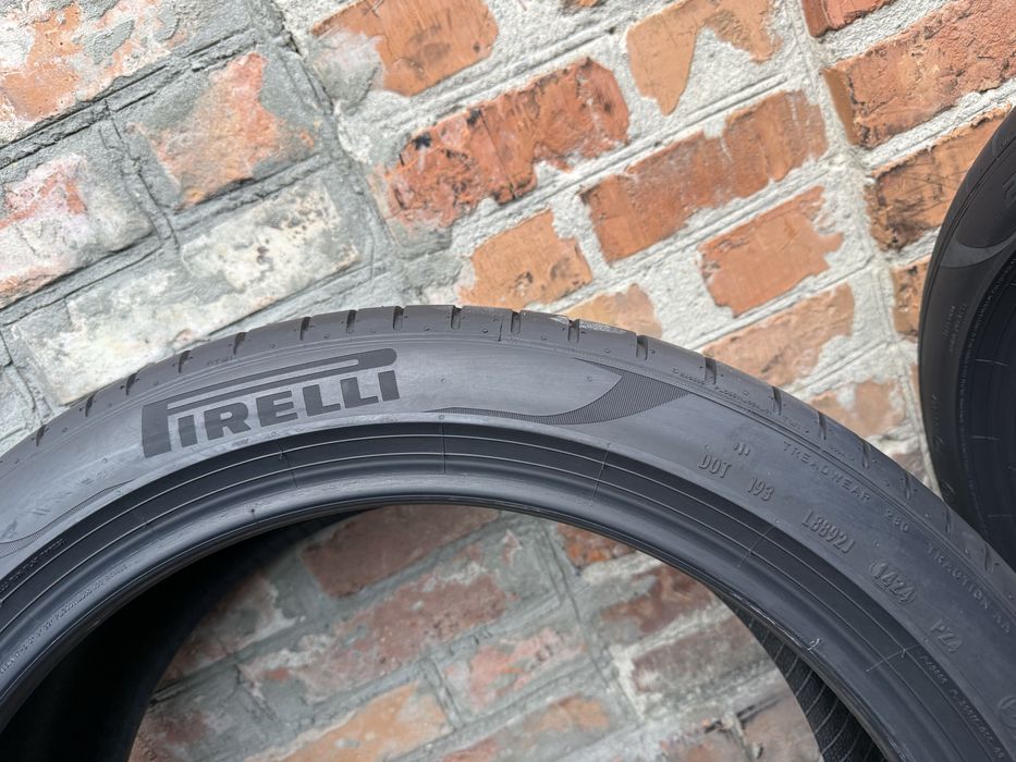 Резина Літо б/у Pirelli 225/45R19