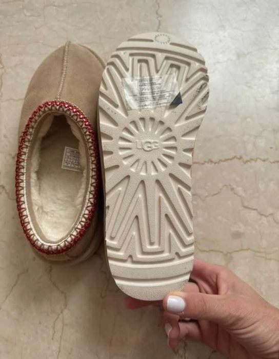 UGG tazz chestnut maat 39