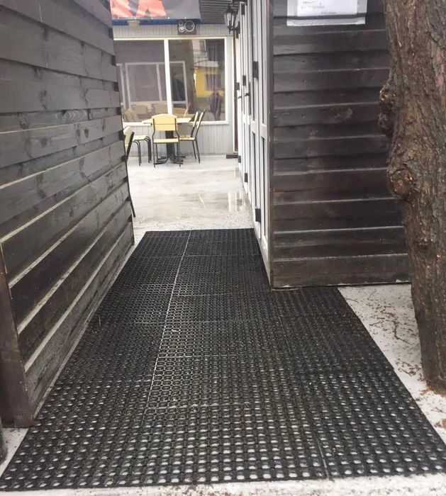 Килимок гумовий “Сота” 22 мм