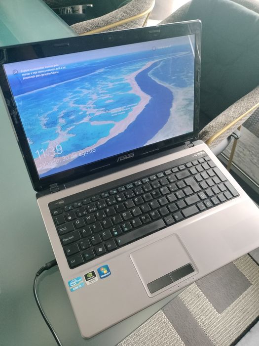 Computador portátil ASUS