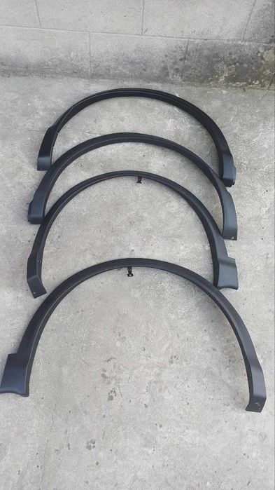 Молдинг крыла левый правый перед зад Nissan Rogue Sport Накладка крила