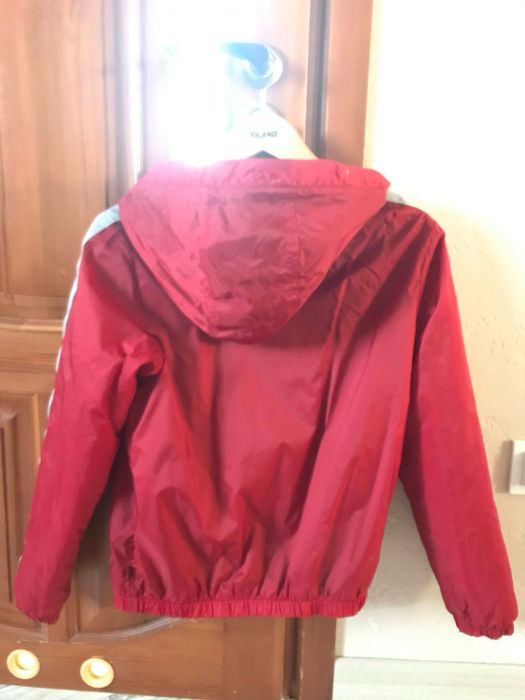 Курточка Benetton