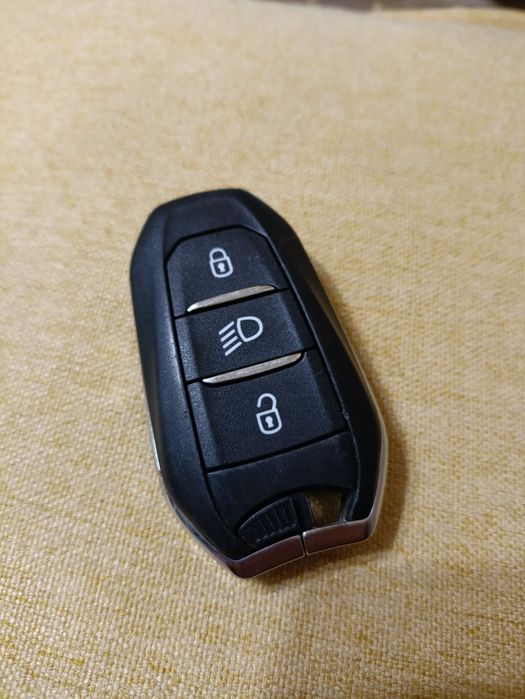 Ключ peugeot 2008/3008, 208/308