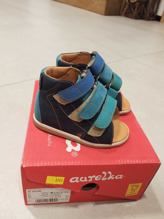 Buty, sandały Amelka rozmiar 20 nowe