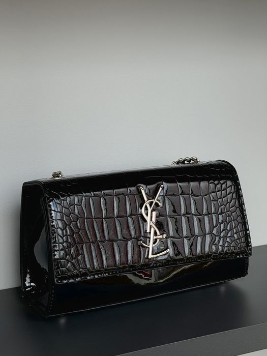 Універсальна жіноча сумка