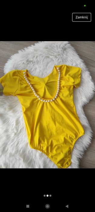 Żółta bluzka body z perełkami S