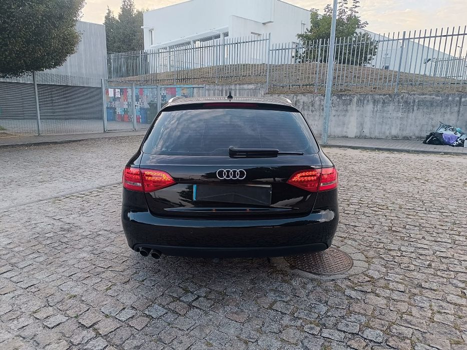 Audi A4 2.0 tdi S-LINE de fábrica 2011
