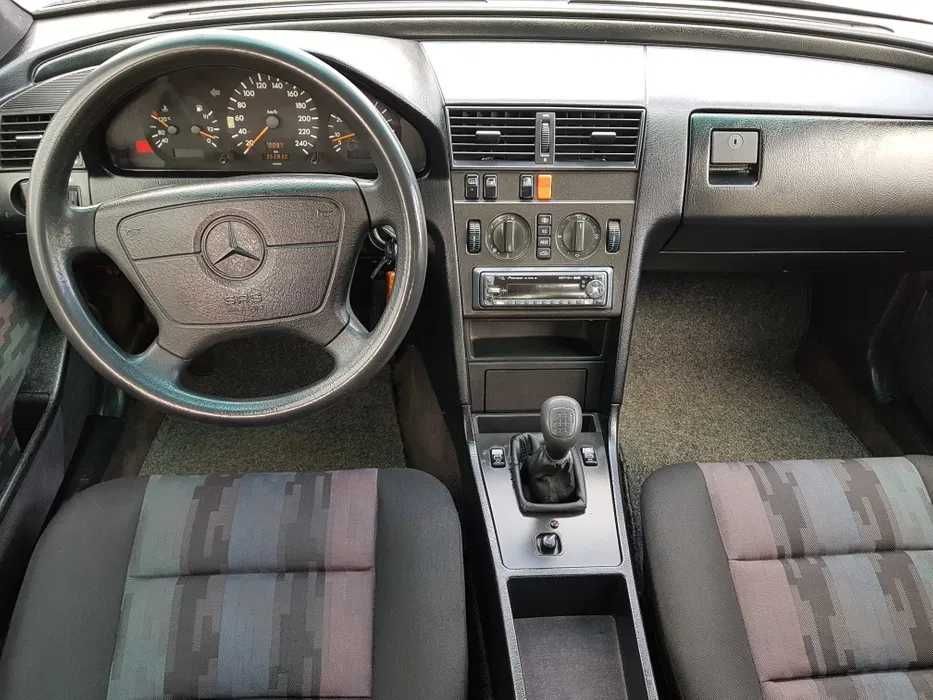 Mercedes Benz C180 – W202 – Nacional – Já é considerado clássico – O último dos “verdadeiros” Mercedes Benz — photo 4