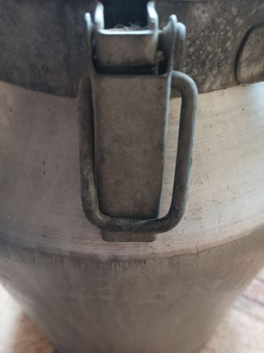 Продам металлическую ёмкость для воды