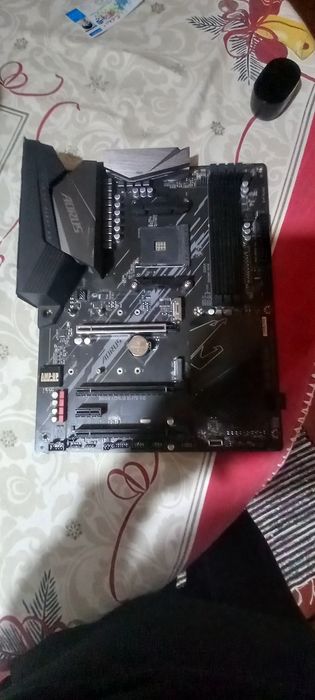 Placa auros b550M pro v2