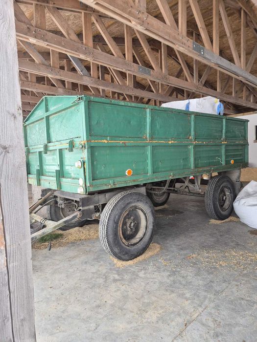 Przyczepy rolnicze Autosan. Cena dotyczy czterotonowej.