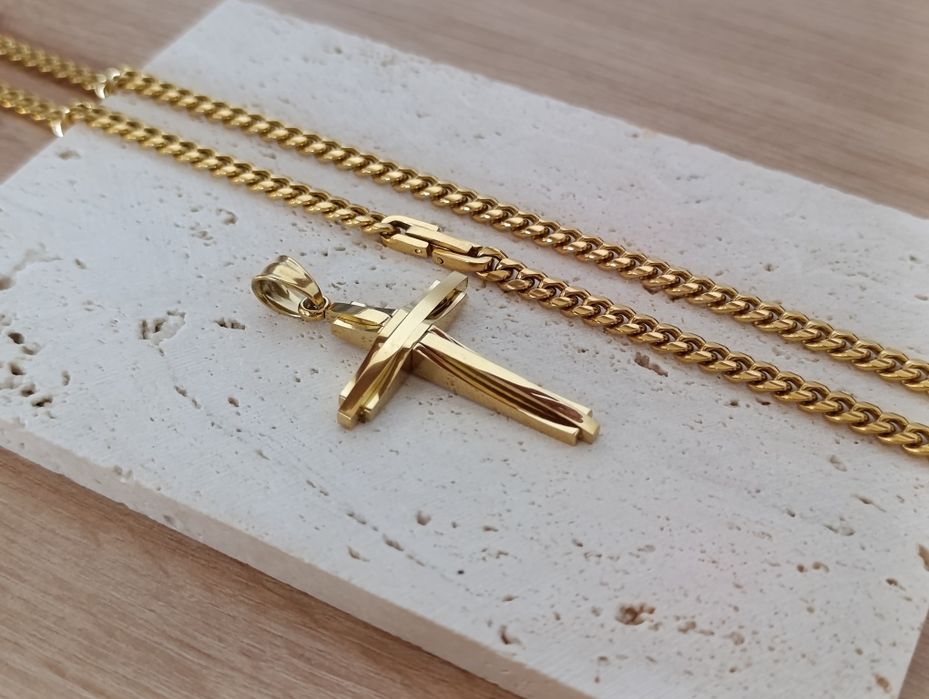 Nowy łańcuszek pancerka 5mm zapięcie szufladkowe z wisiorkiem