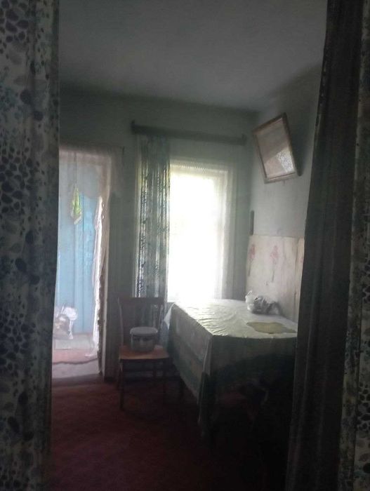 Продаж будинку з ділянкою