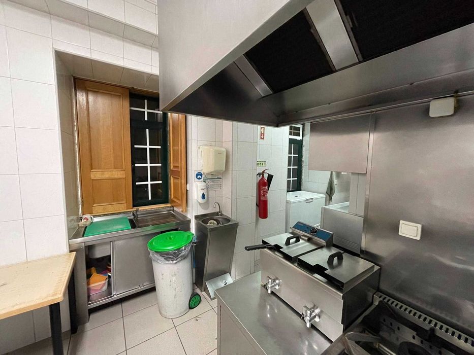 Trespasse | Restaurante totalmente equipado e pronto a funcionar