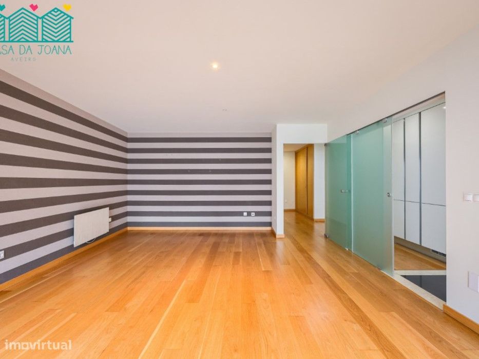 Apartamento T2 com Garagem Fechada em Aveiro