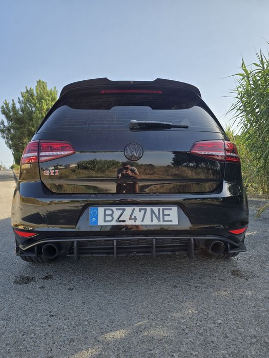 Volkswagen Golf GTI PERFORMANCE