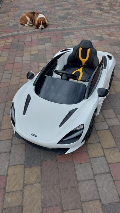 Електромобіль дитячий