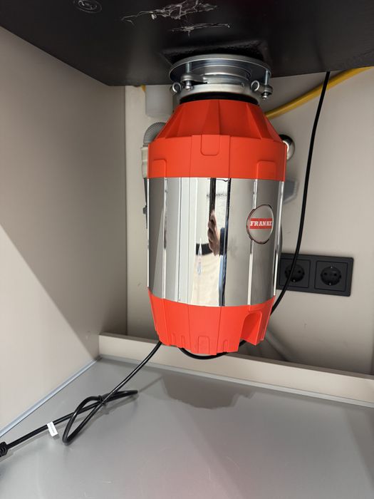 Оренда 2-кім. квартири 75 м.кв., в. Малоголосківська