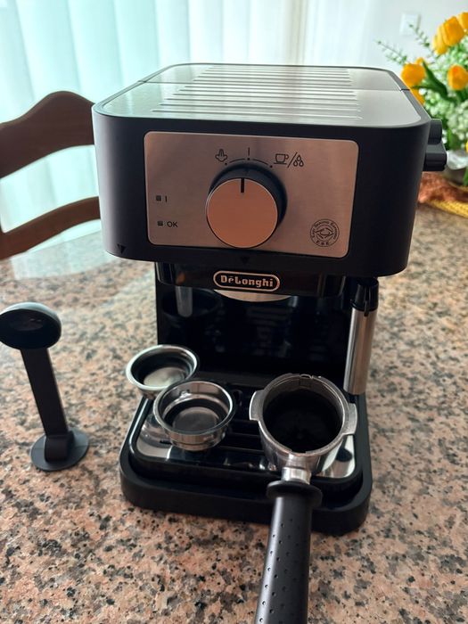 Máquina de Café Manual DELONGHI Stilosa EC260.BK (15 bar - Preto)