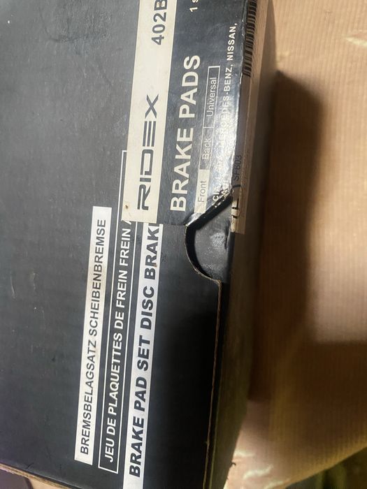 Brake pad set - Frente