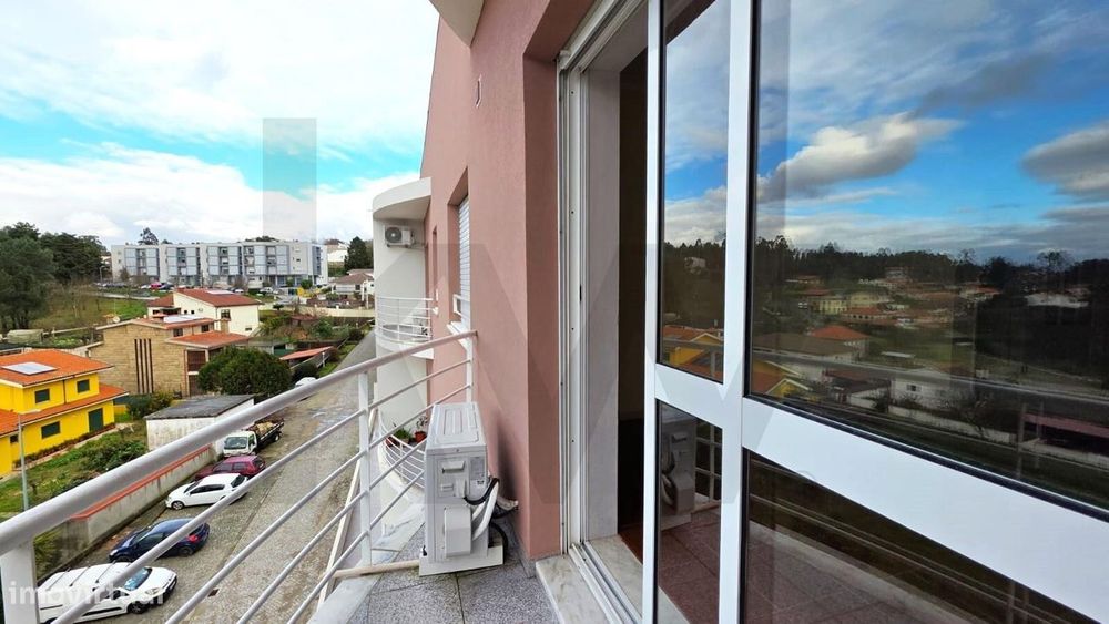 Moderno Apartamento T2 em Paço de Sousa, Penafiel