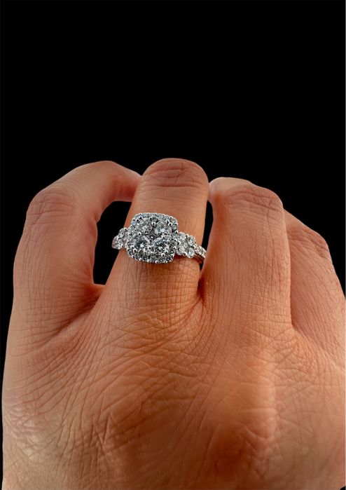 Красива Золота каблучка з природими діамантами,17.5 розмір,1.0 ct.,4/5