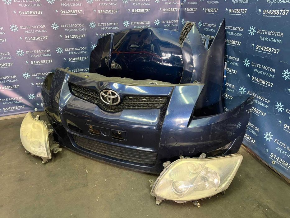Frente completa usada TOYOTA AURIS 2.0 D4D capot parachoques guardalamas oticas