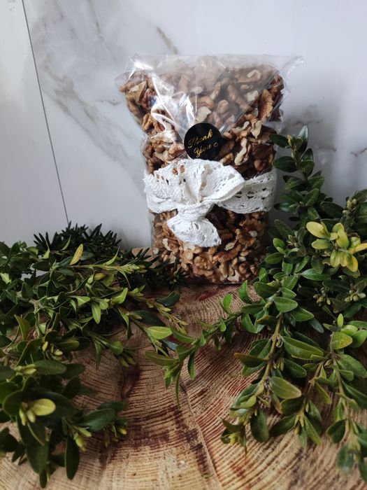 Orzechy włoskie połówki ćwiartki 400 gram