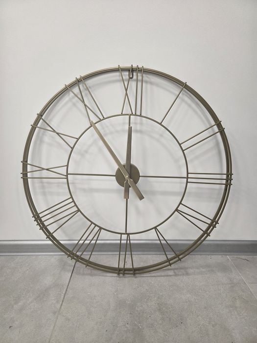 Zegar ścienny złoty metalowy duży rzymskie cyfry