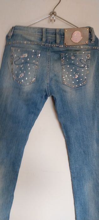 Calças de ganga novas