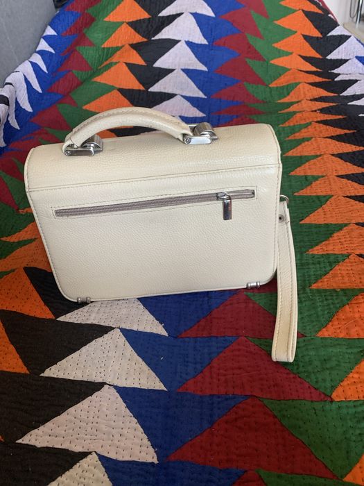 Барсетка, шкіра.