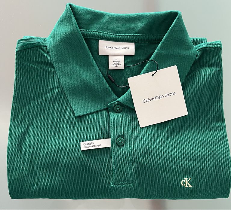 Polo calvin Klein novo!