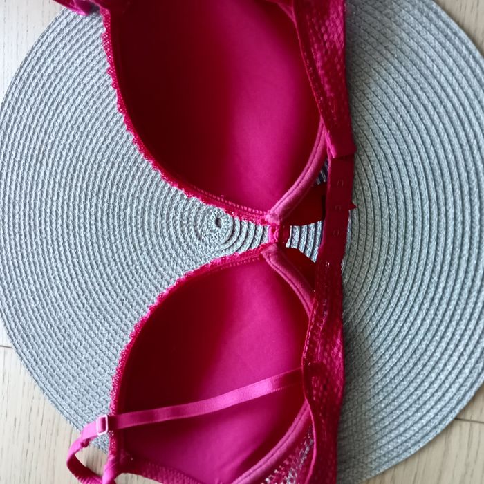Biustonosz push up, różowy Intimissimi 90B