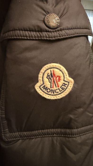 Длинный пуховик Moncler оригинал