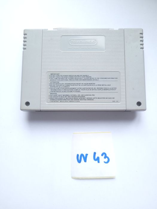 Donkey Kong Country Super Nintendo (SNES)