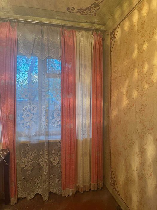 Окремий будинок по вул. Бузкова!