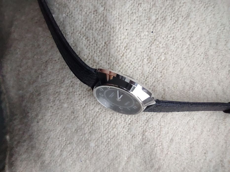 Zegarek Szwajcarski stalowy nie noszony!!!