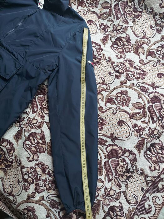 Анорак вітровка для бігу ультралегкий фірми Tommy hilfiger оригі