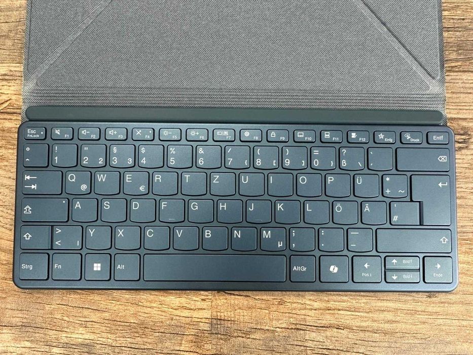 Laptop Lenovo Yoga Book 9 13IRU8 I7-1355U/16GB/512GB/DOTYK/WIN 11 stan bdb gwarancja