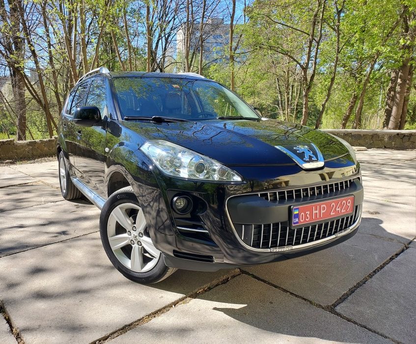 Peugeot 4007 2010 рік