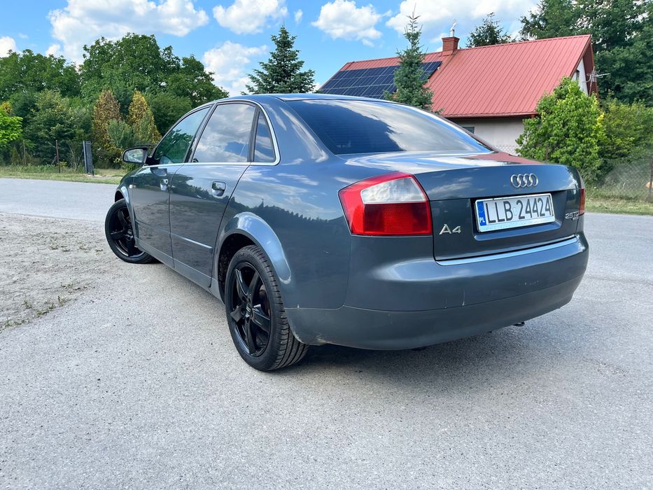 Audi a4b6 2.5 quattro