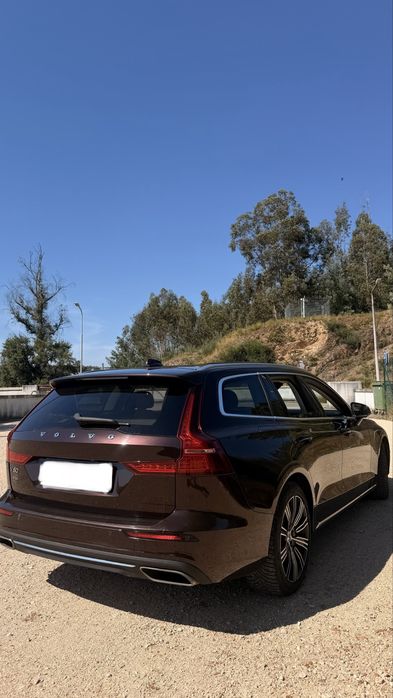 volvo v60 com todos os opciones disponiveis