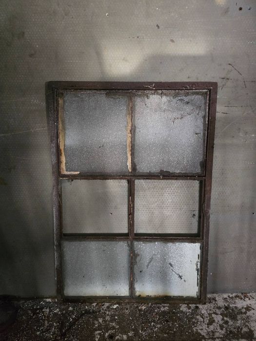 Okienko żeliwne 100cm X 70cm