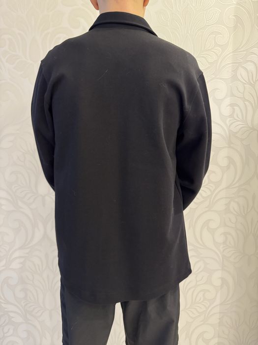 Чорна ковта-піджак