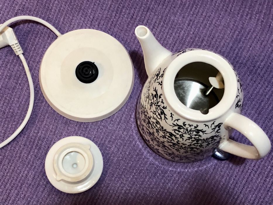 Чайник електричний керамічний 1,8 л.